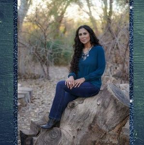 Meet your Posher, Lorena